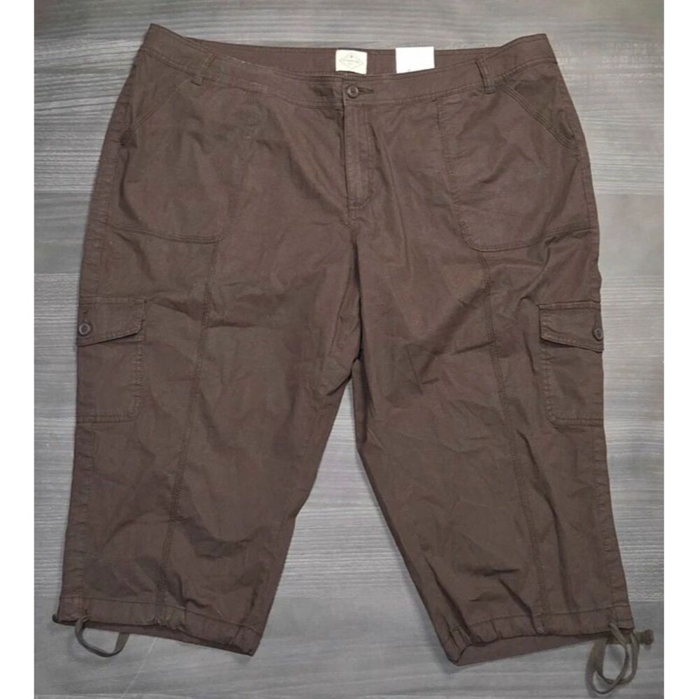 St. John's Bay Classic Capri Cargo Shorts Women's 24W Plus Brown New